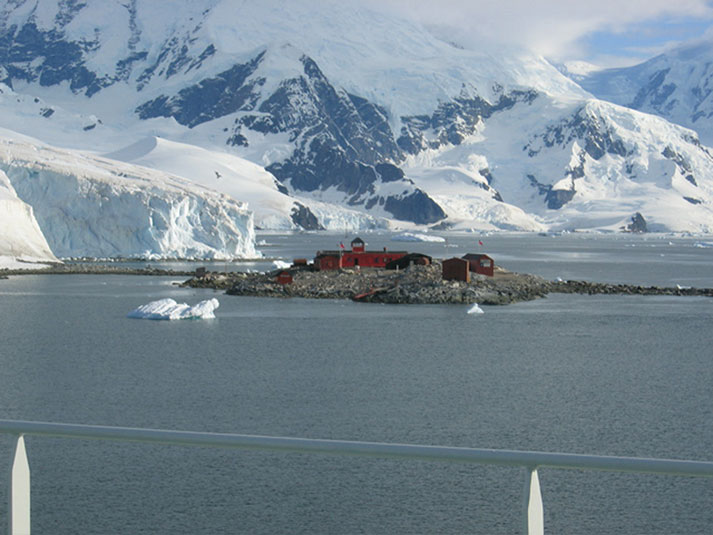 Аргентинская антарктическая научно-исследовательская станция